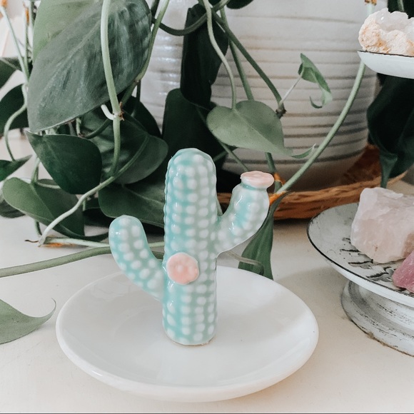 Cactus Ring Holder